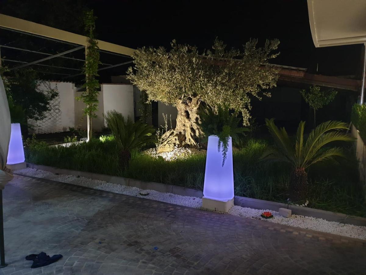 الشقق الفندقية أنغريفي  Residenza Carlucci المظهر الخارجي الصورة